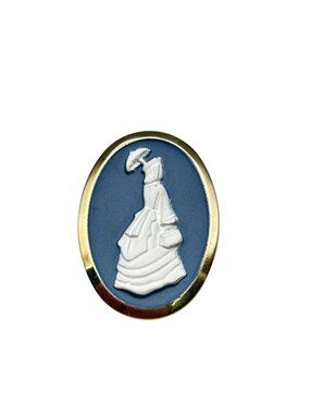 Vintage Simulated Cameo Pin Brooch Woman Silhuette With Parasol Blue And White